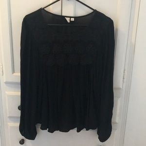 Gap black lace peasant blouse L